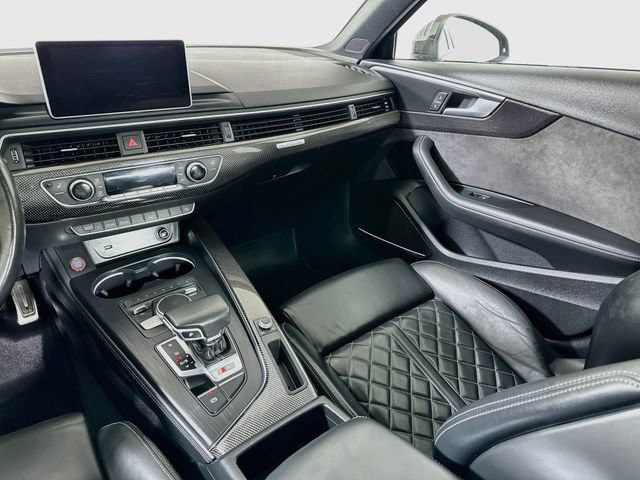 Used 2019 Audi S4 Premium Plus w/ Premium Plus Package AWD/4WD image 29