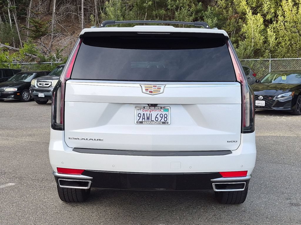 Used 2022 Cadillac Escalade Premium Luxury w/ Performance Package AWD/4WD image 6