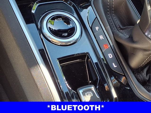 Used 2024 Chevrolet Colorado LT w/ LT Convenience Package II image 13