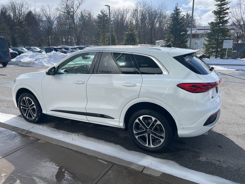 Certified 2025 Audi Q5 Premium w/ Convenience Package image 44
