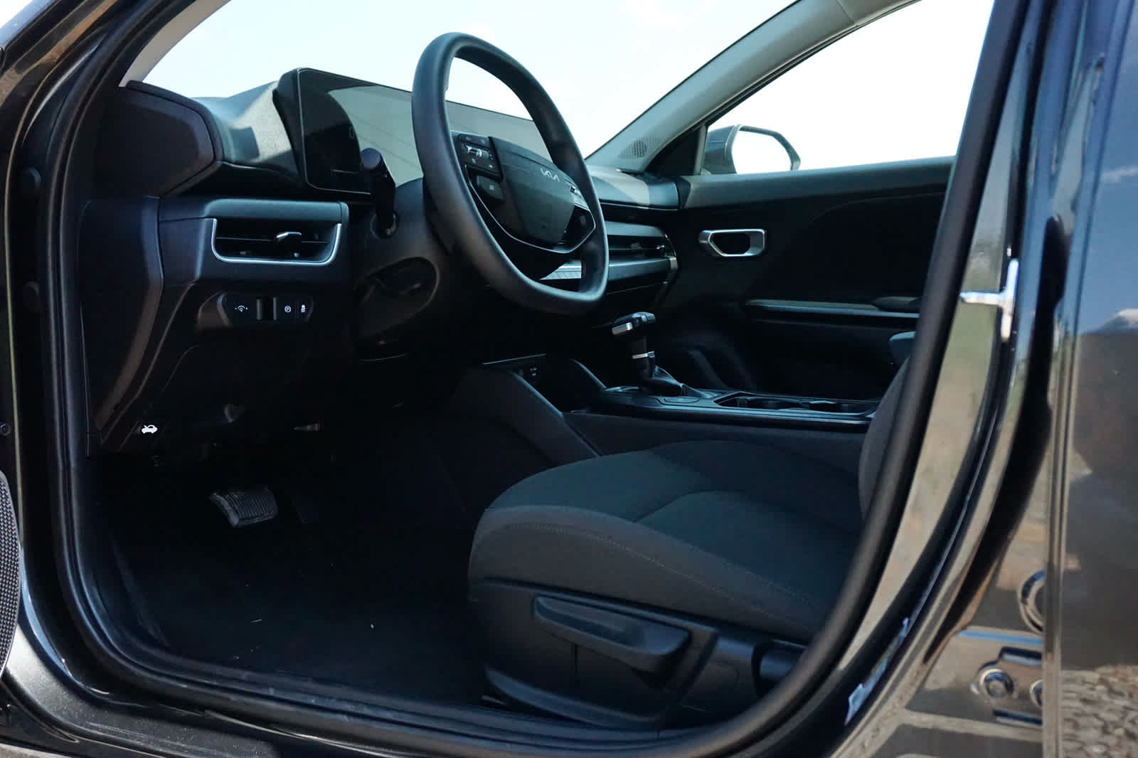 Used 2026 Kia K4 FWD image 7