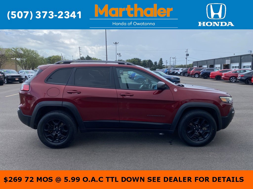 Used 2019 Jeep Cherokee Trailhawk image 6