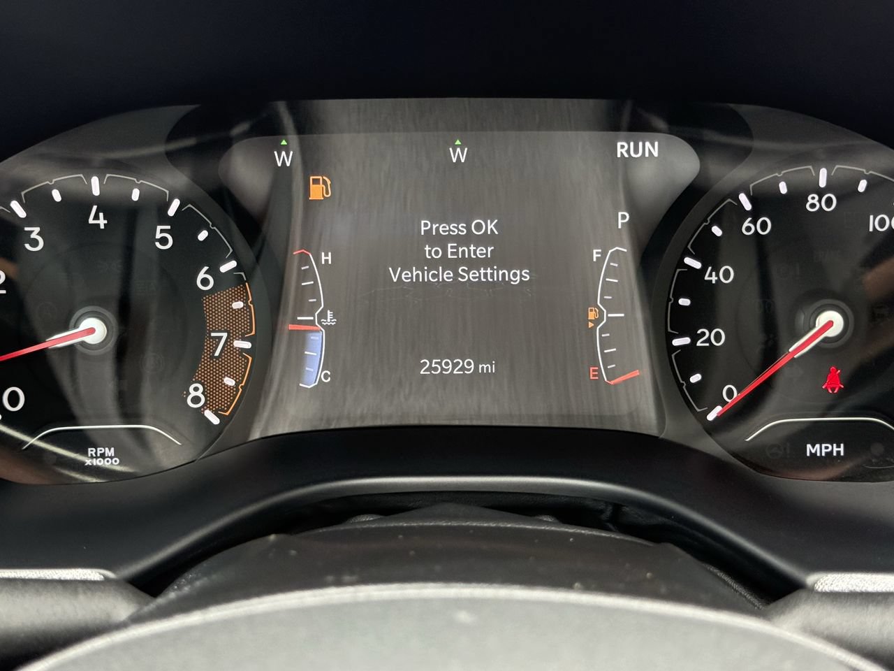 Used 2024 Jeep Compass Latitude w/ Sun and Sound Group AWD/4WD image 15