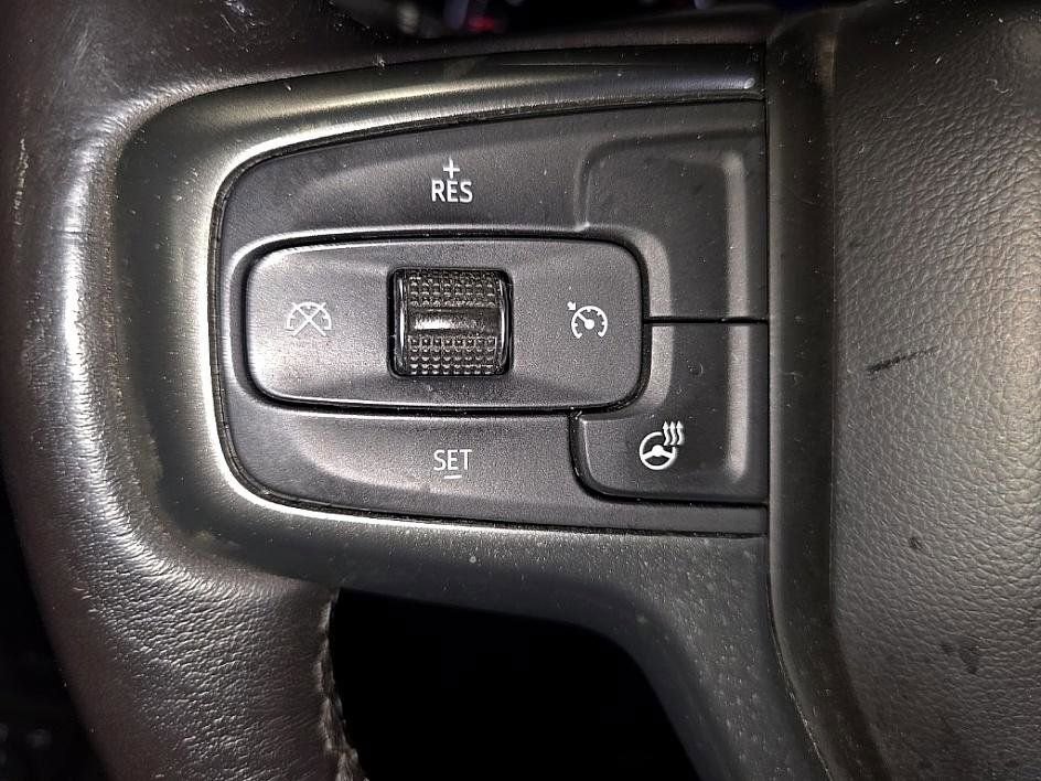 Used 2021 Chevrolet Silverado 1500 LT w/ Z71 Off-Road Package image 16