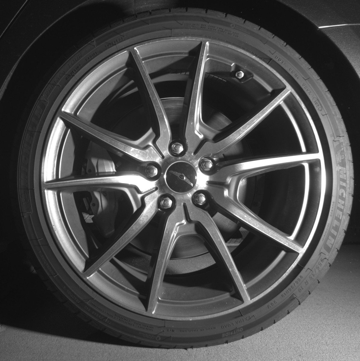 Used 2025 Genesis G70 2.5T image 14