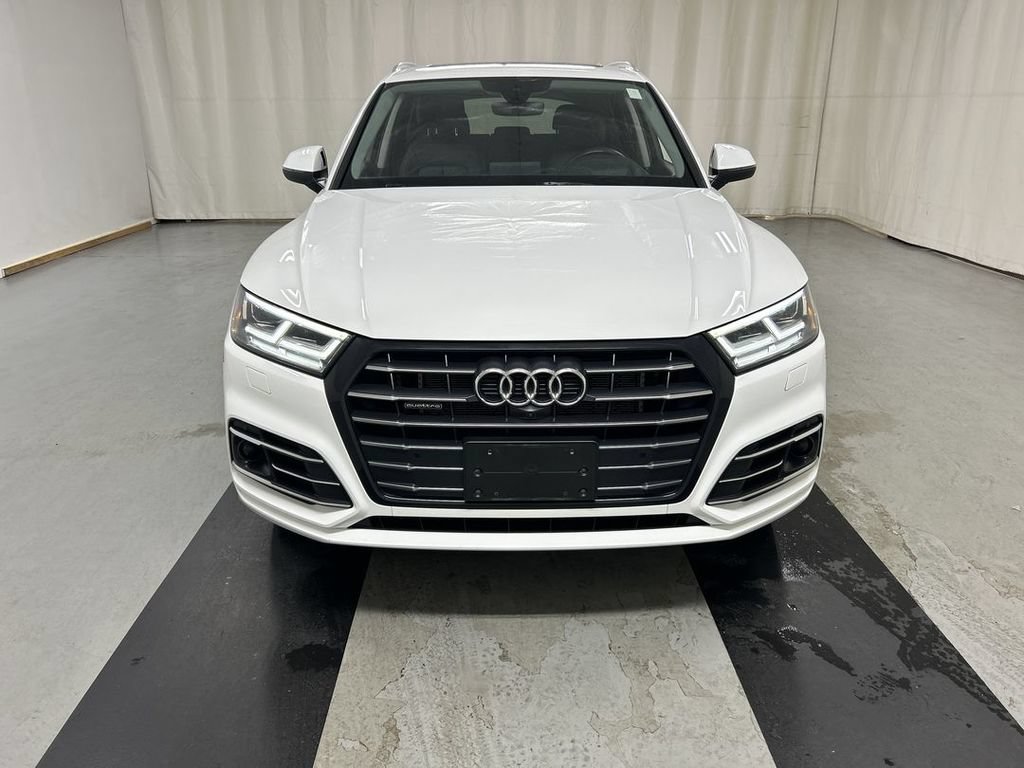 Used 2020 Audi Q5 e Prestige w/ Prestige Package AWD/4WD image 3