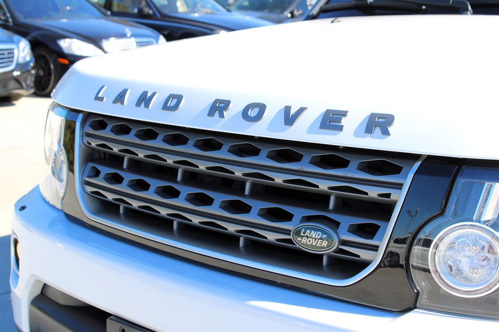 Used 2016 Land Rover LR4 HSE image 10