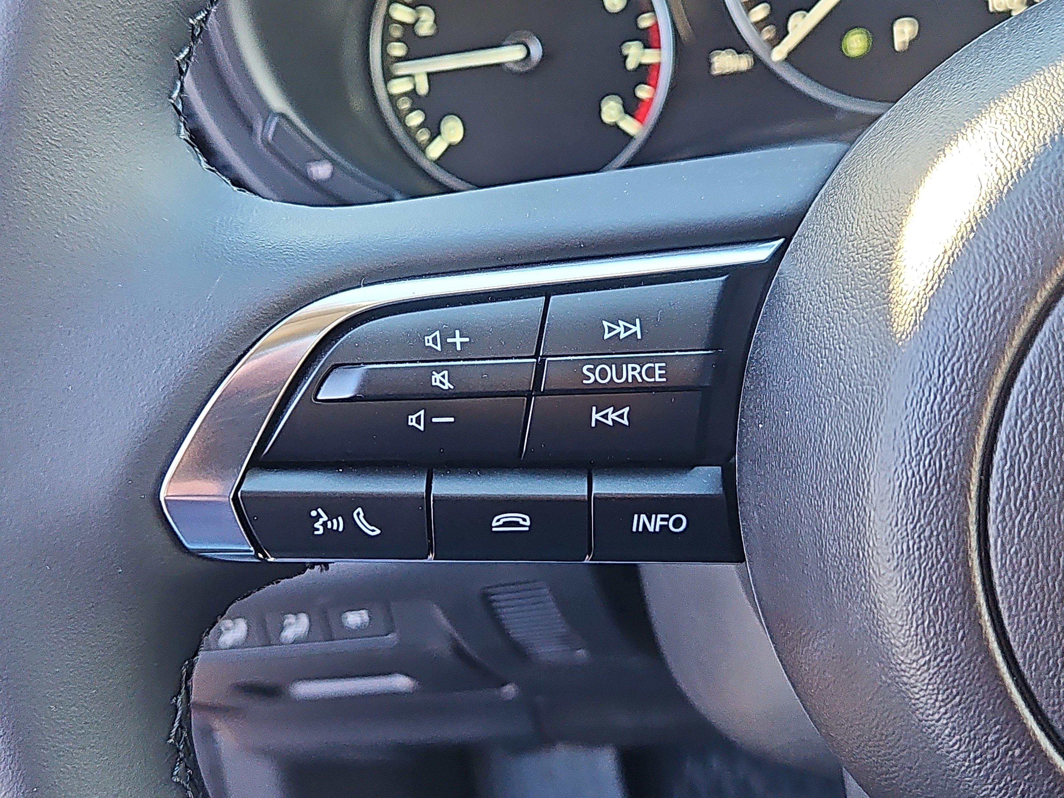 New 2025 MAZDA CX-30 AWD 2.5 S w/ Preferred Package image 14