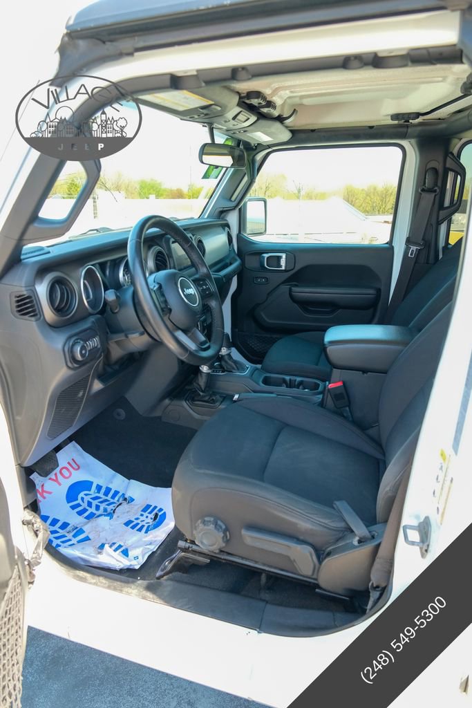 Used 2018 Jeep Wrangler Unlimited Sport S AWD/4WD image 14