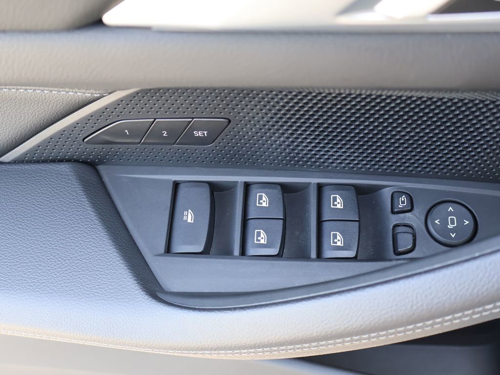 Used 2023 BMW 430i Convertible w/ Convenience Package RWD image 35