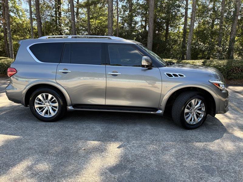 Used 2017 INFINITI QX80 4WD image 4