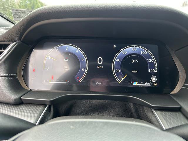 New 2025 Jeep Grand Cherokee Altitude image 17