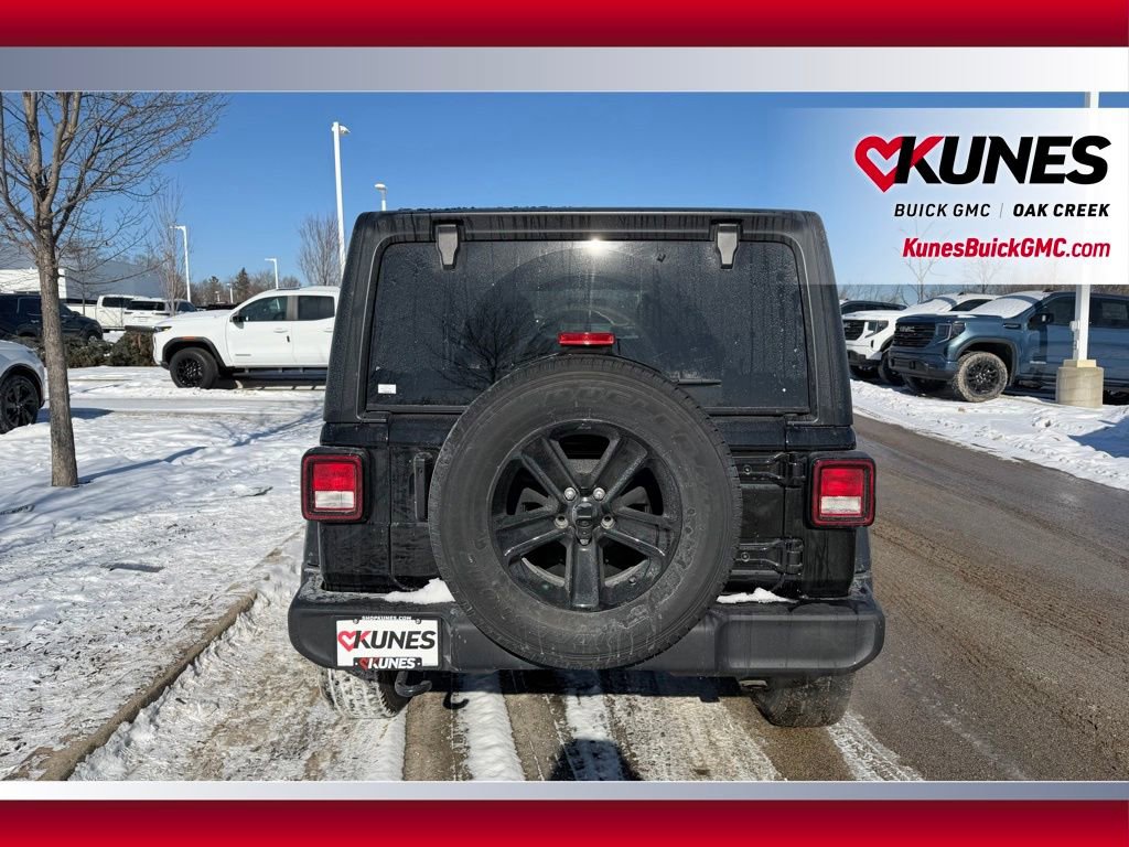 Used 2023 Jeep Wrangler Sport image 6