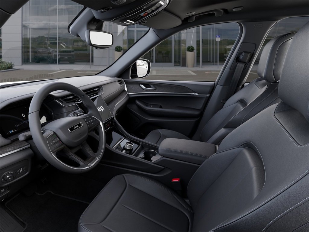 New 2025 Jeep Grand Cherokee L Limited w/ Black Appearance Package image 22