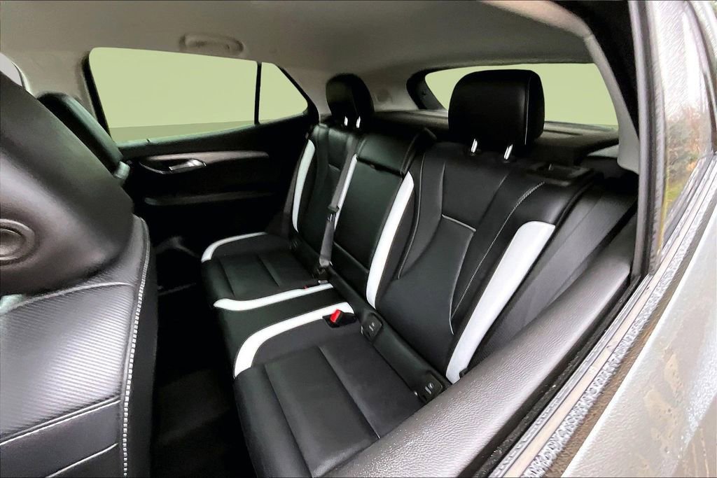 Used 2024 Buick Envision Sport Touring image 21