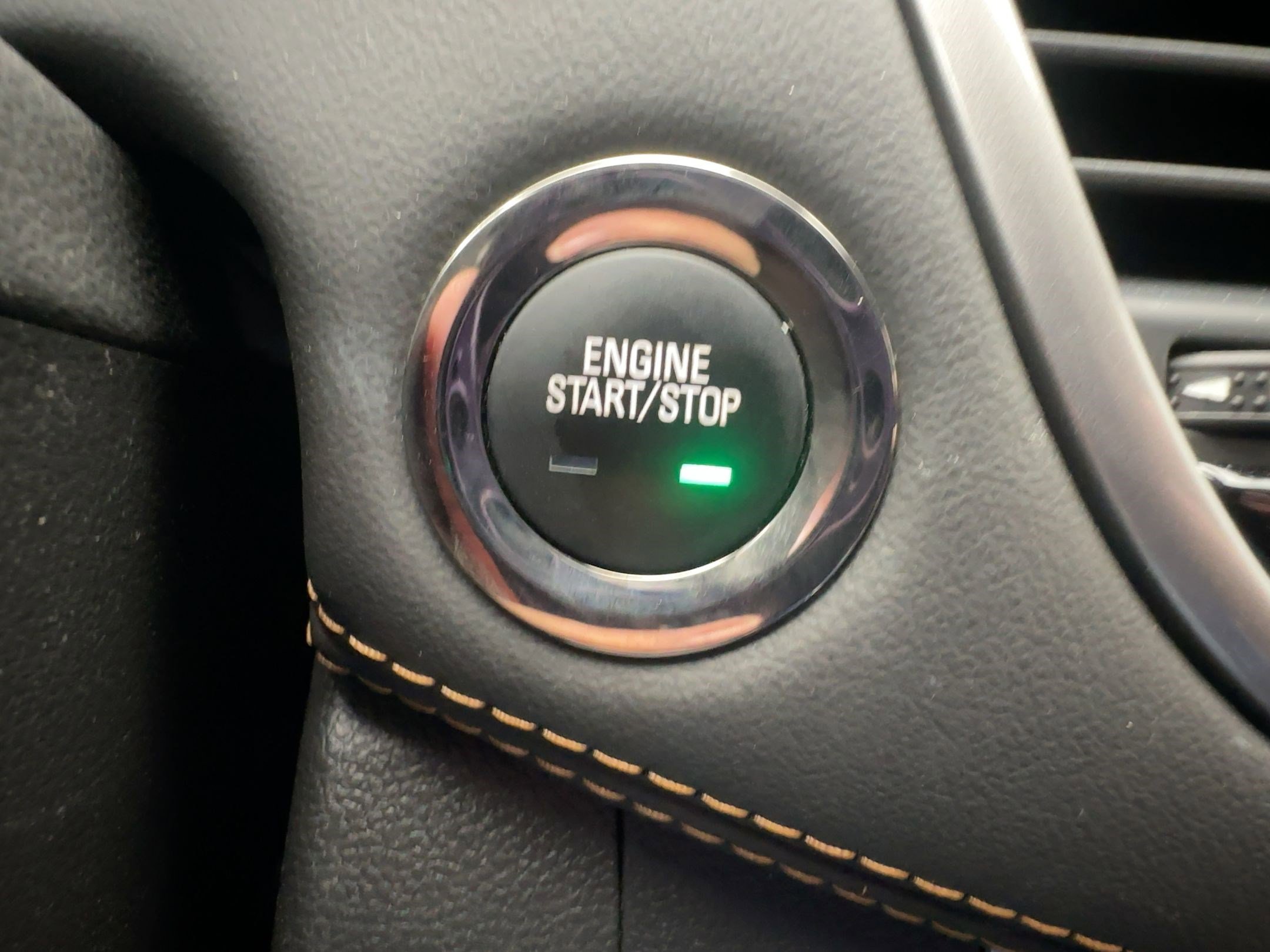 Certified 2022 Chevrolet Trax LT w/ Sport Edition image 23