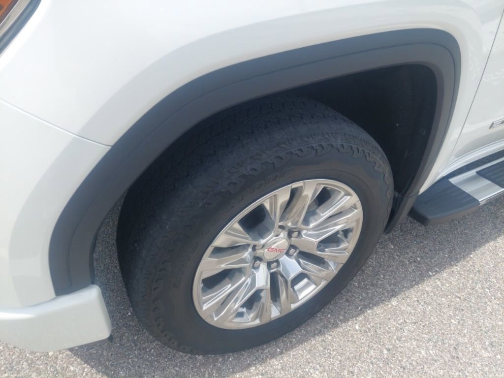 Used 2022 GMC Sierra 1500 Denali w/ Driver Alert Package II image 2