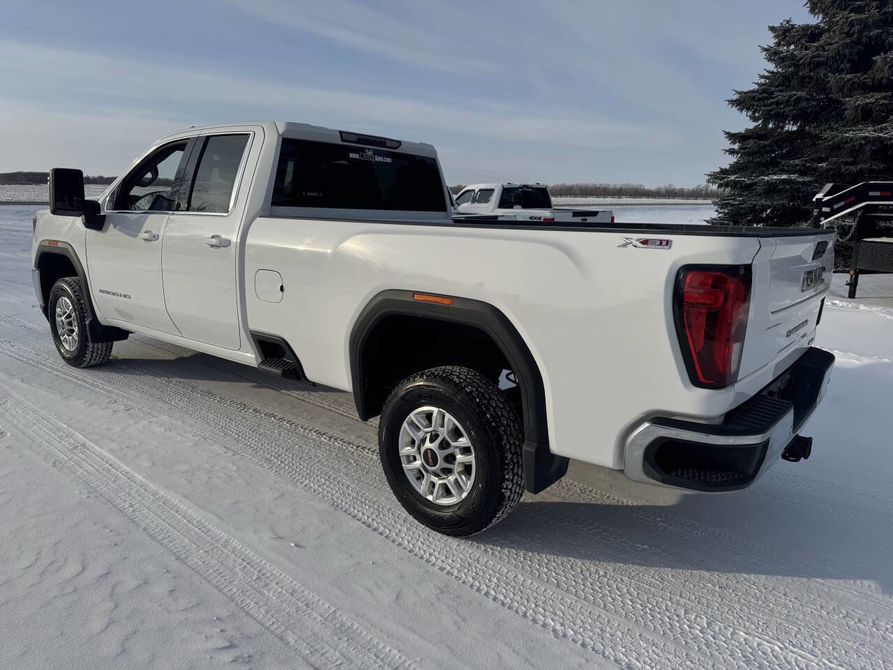 Used 2021 GMC Sierra 2500 SLE image 6