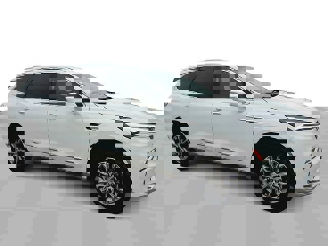 Used 2024 Buick Enclave Premium image 2