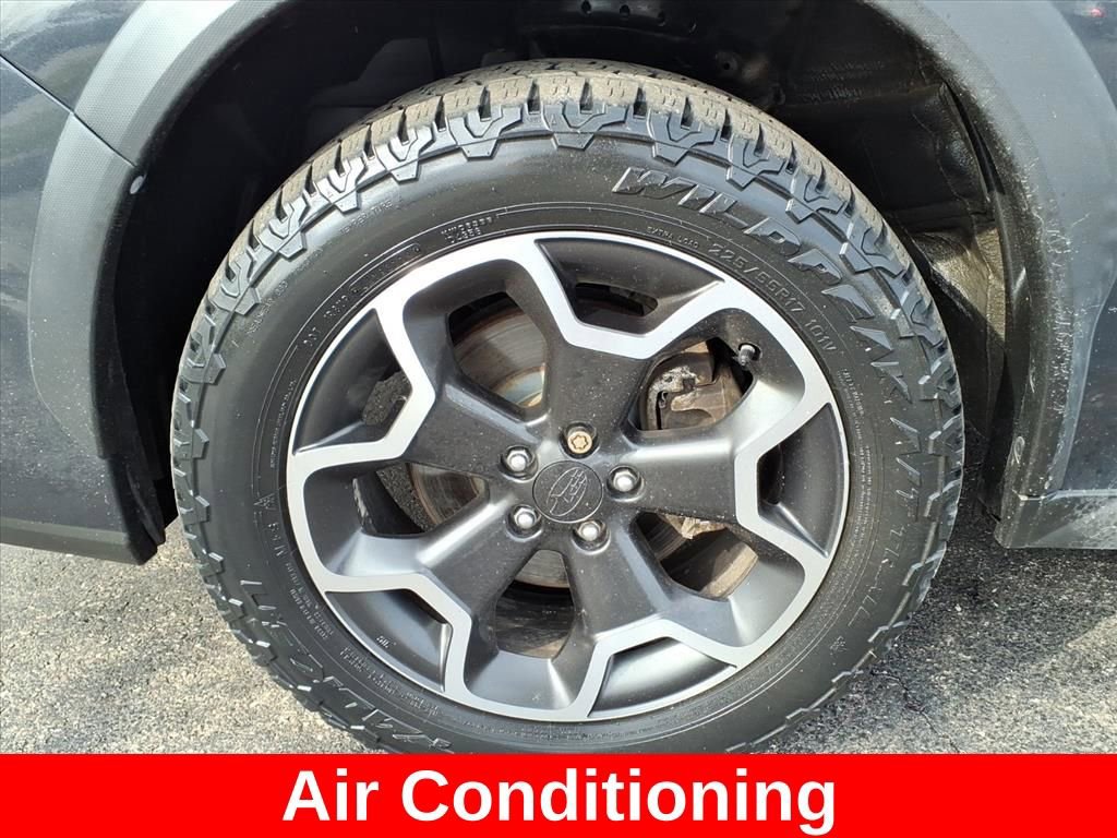 Used 2015 Subaru Crosstrek 2.0i Limited image 11