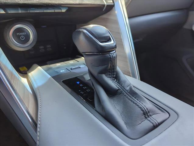 Used 2024 Toyota Venza XLE AWD/4WD image 10