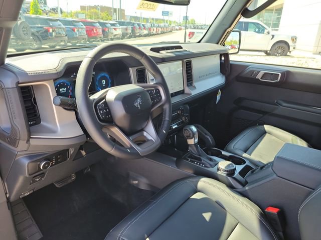New 2026 Ford Bronco Outer Banks w/ Sasquatch Package AWD/4WD image 17