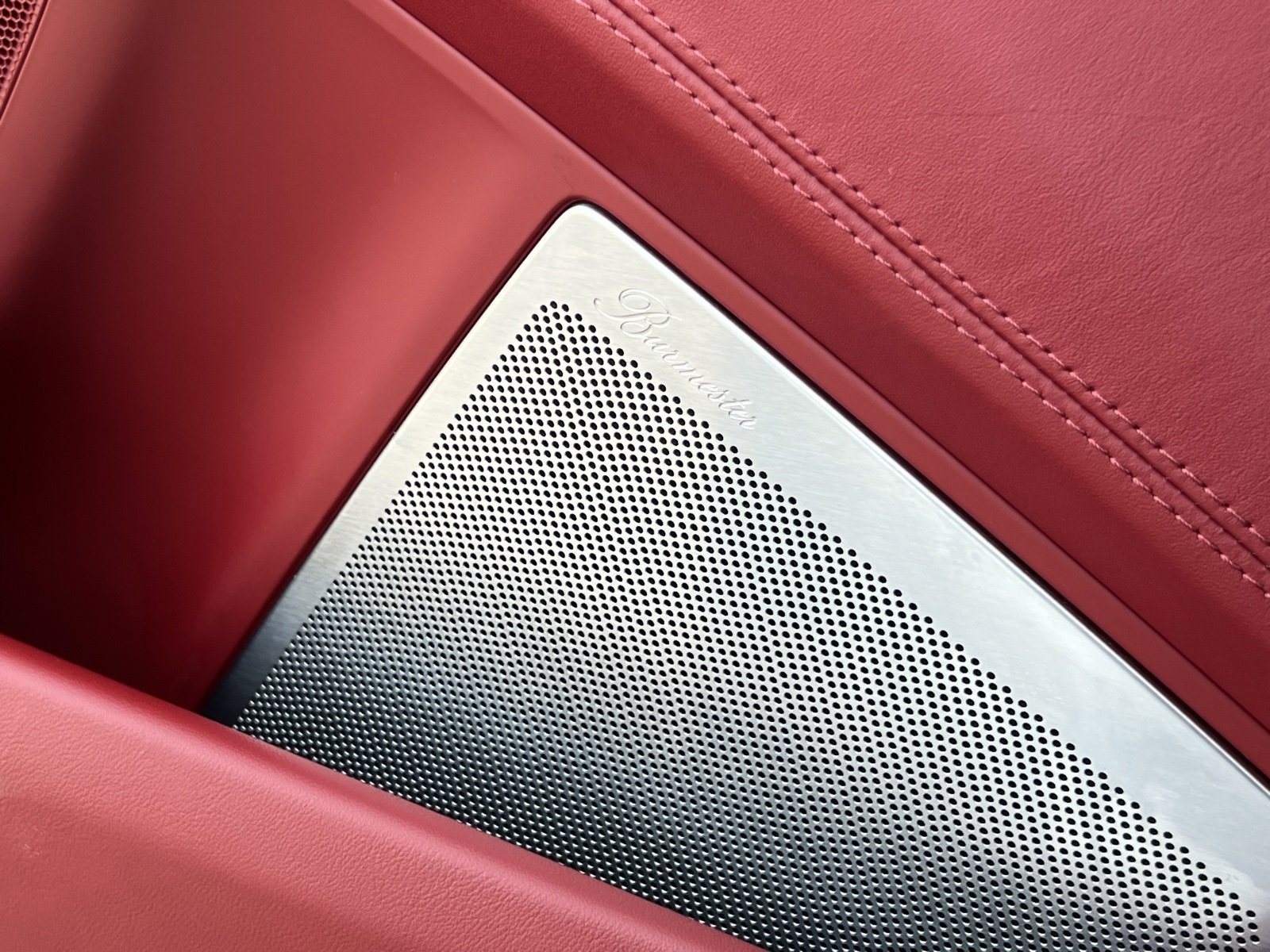 Certified 2022 Porsche 911 Turbo S image 32