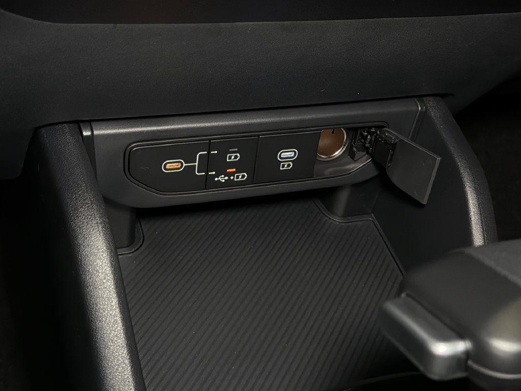 New 2026 Kia K4 FWD image 26