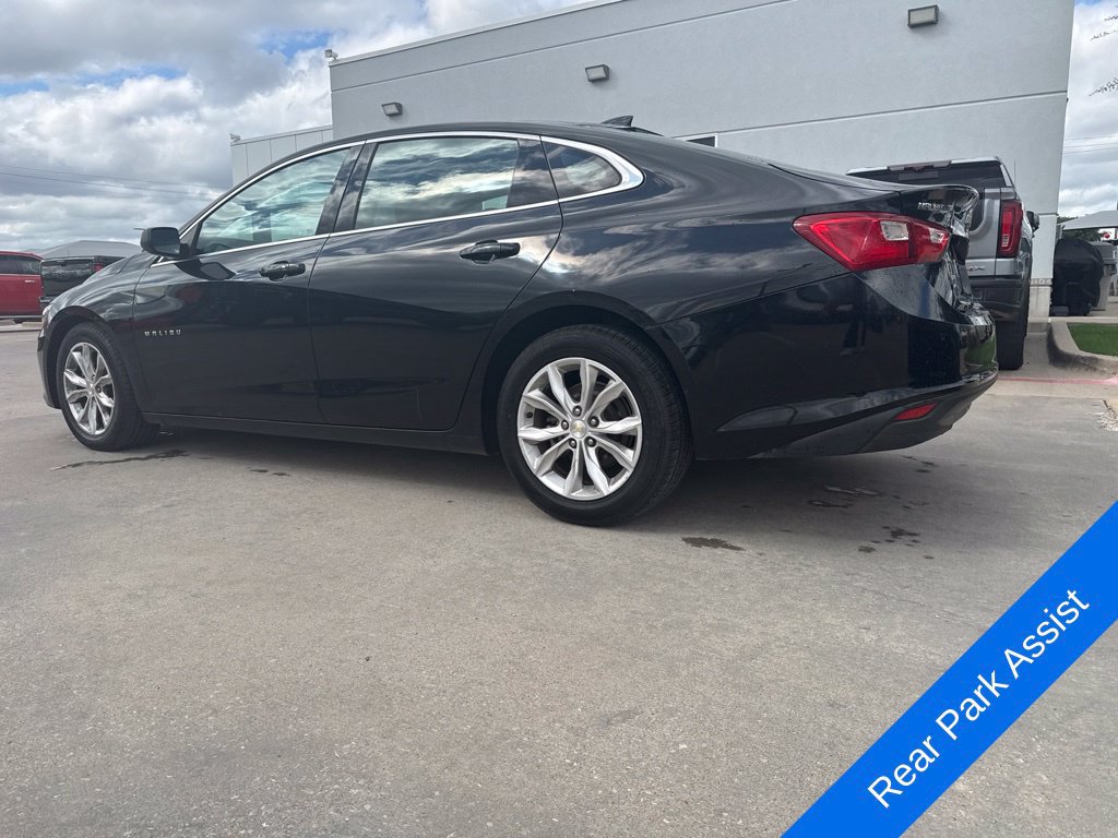Used 2023 Chevrolet Malibu LT w/ Driver Confidence Package FWD image 4