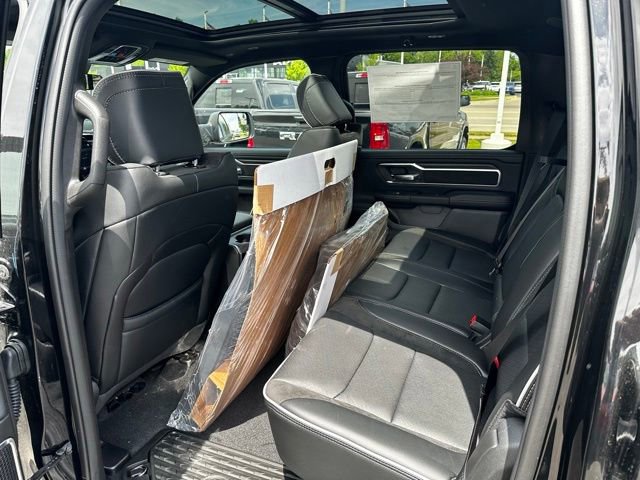 New 2026 RAM 1500 Laramie w/ Night Edition AWD/4WD image 33