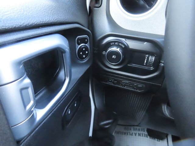 Used 2024 Jeep Wrangler Sahara w/ Technology Group image 33
