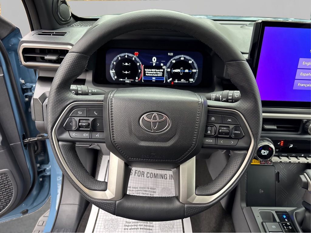 Used 2025 Toyota 4Runner Limited image 12