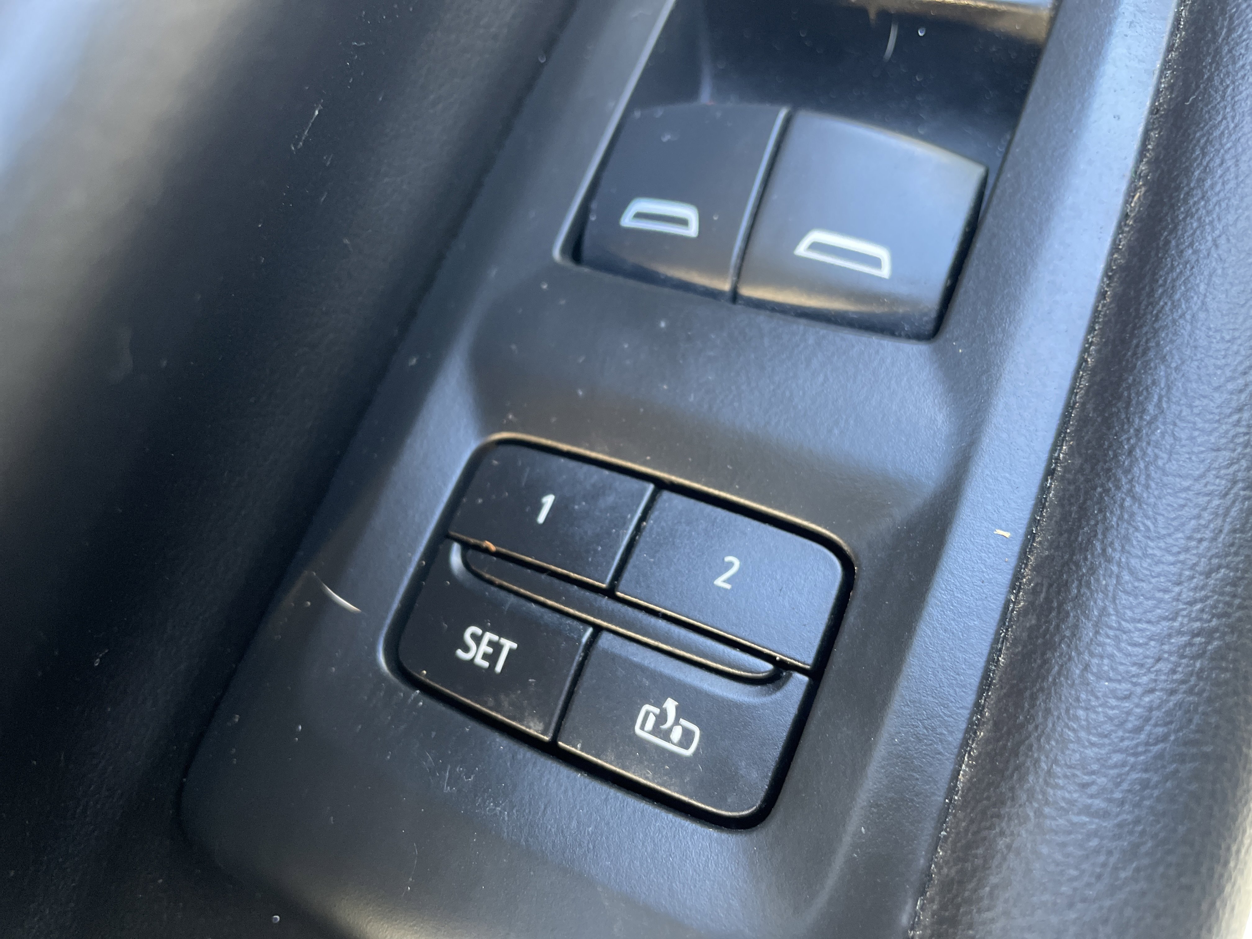 Used 2021 Chevrolet Tahoe Z71 w/ Luxury Package image 33