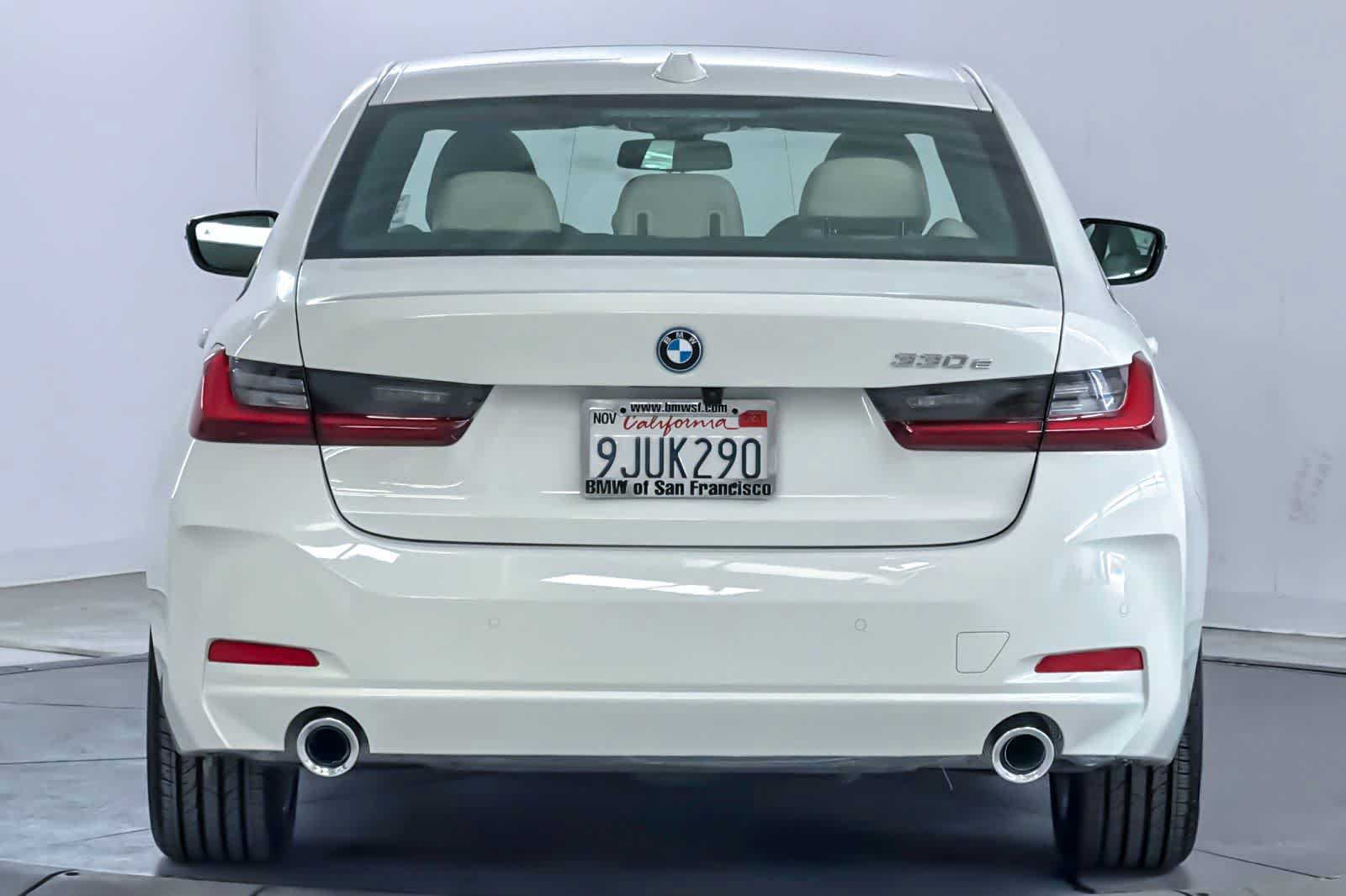 Used 2024 BMW 330e w/ Premium Package RWD image 7