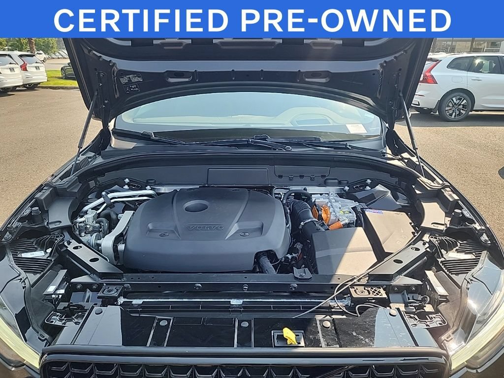 Certified 2024 Volvo XC60 T8 Ultimate w/ Protection Package Premier AWD/4WD image 29