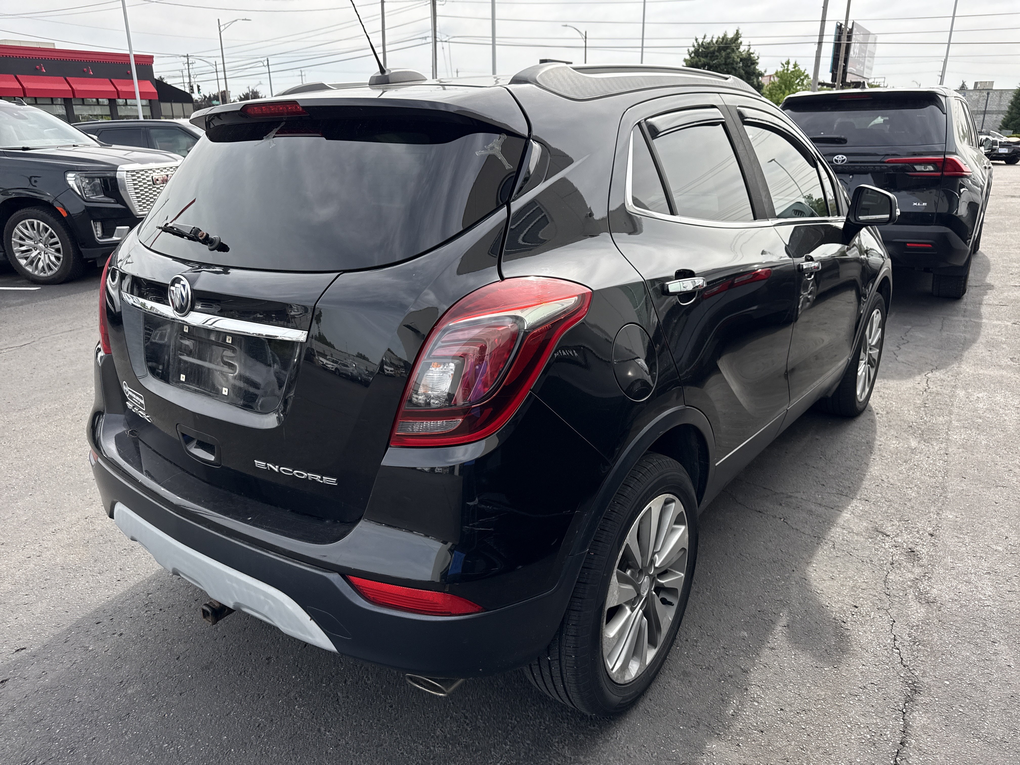 Used 2017 Buick Encore Preferred FWD image 3