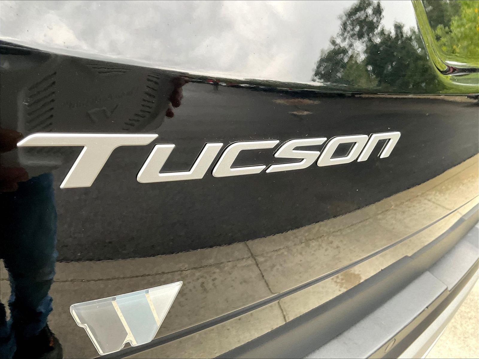 Used 2025 Hyundai Tucson Limited AWD/4WD image 23