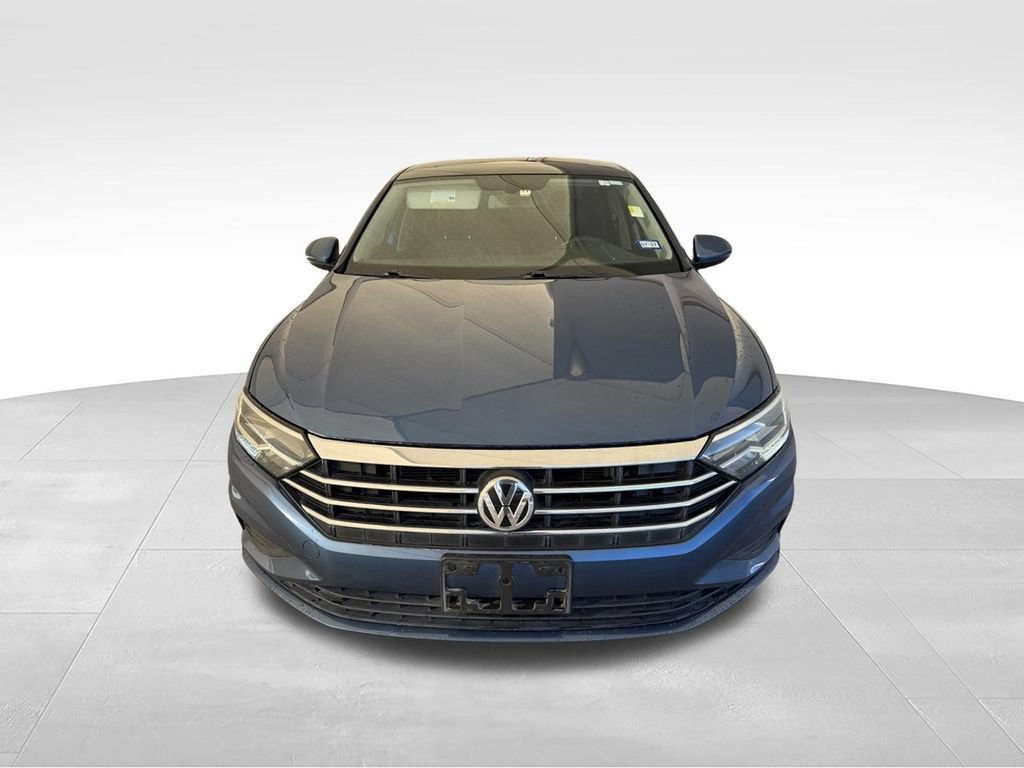 Used 2019 Volkswagen Jetta SE FWD image 3