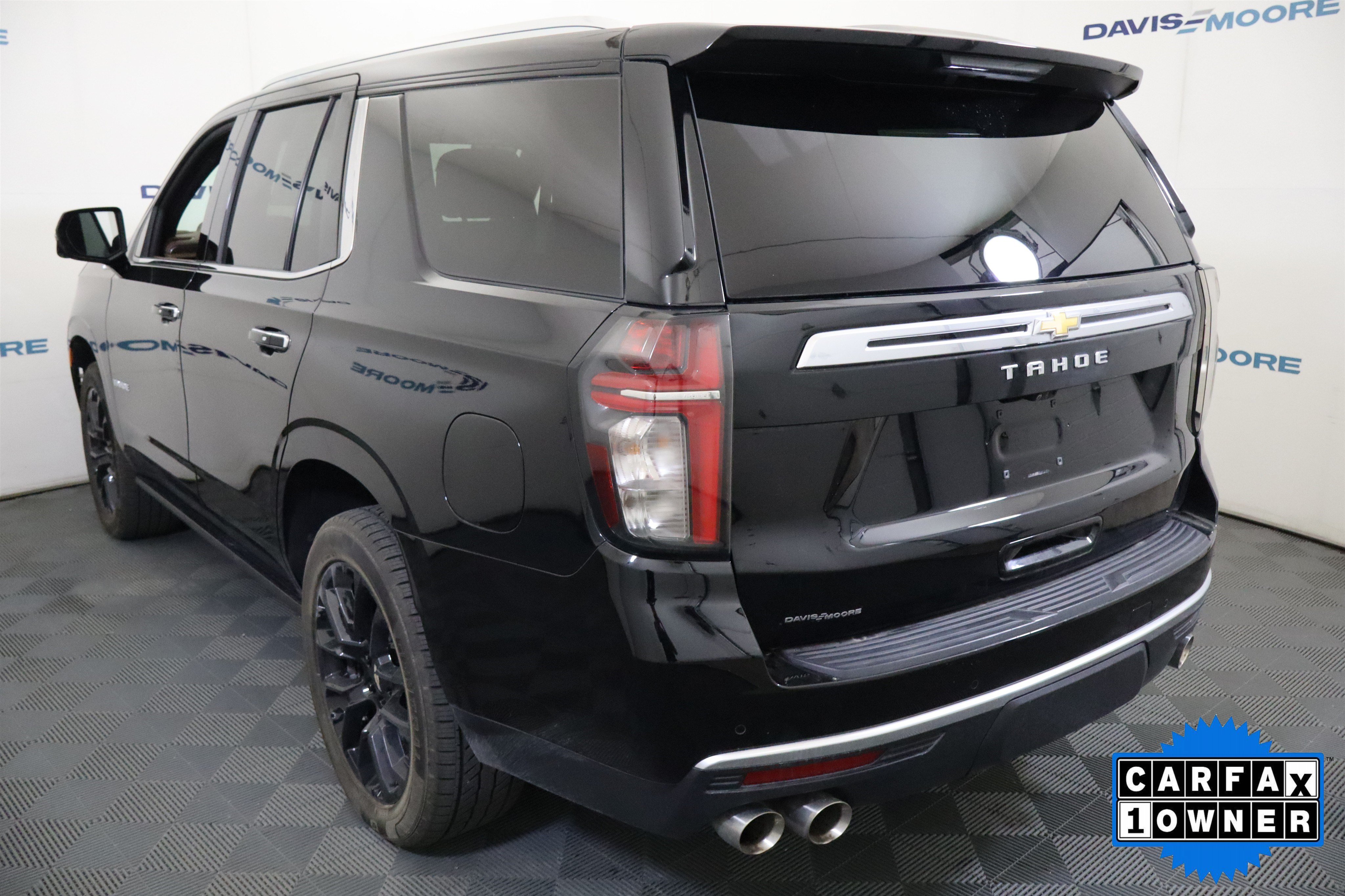 Used 2023 Chevrolet Tahoe High Country AWD/4WD image 10