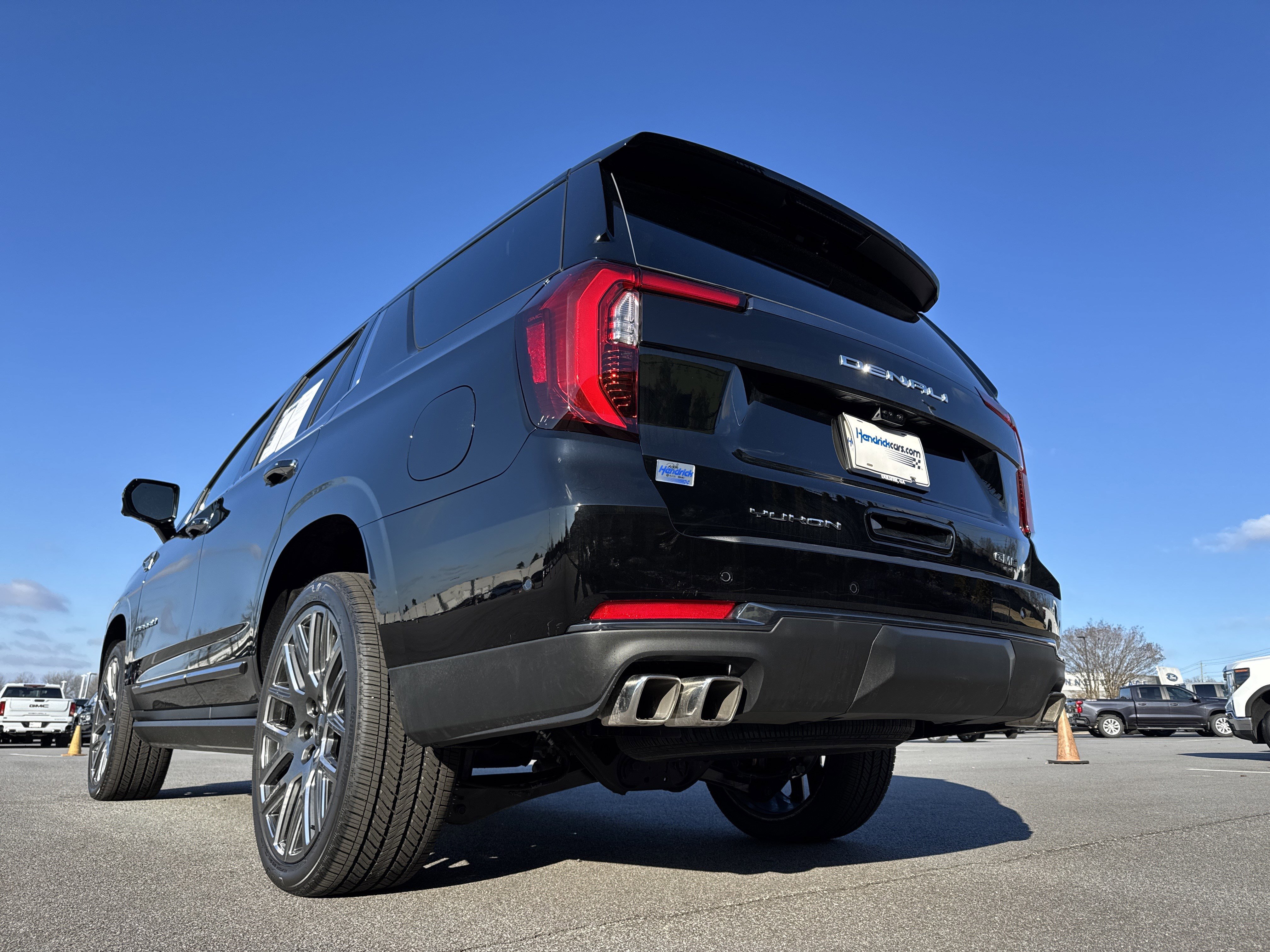 Used 2026 GMC Yukon Denali Ultimate w/ LPO, Floor Liner Package image 8