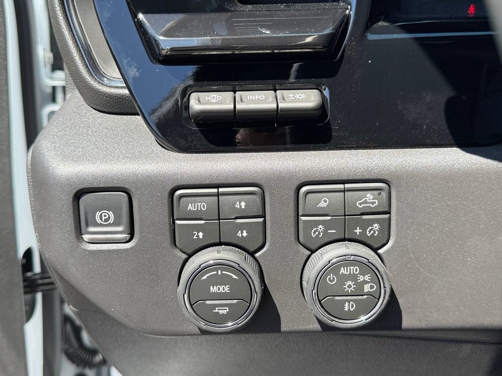 New 2026 Chevrolet Silverado 1500 ZR2 w/ LPO, Dark Essentials Package AWD/4WD image 21
