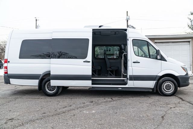 Used 2017 Mercedes-Benz Sprinter 3500 image 18