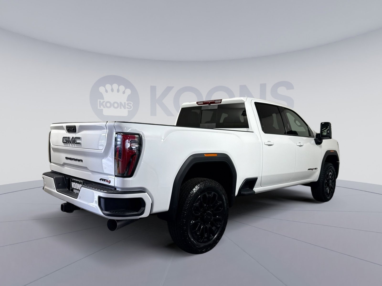 New 2026 GMC Sierra 2500 AT4 w/ LPO, Black Badging Package AWD/4WD image 7