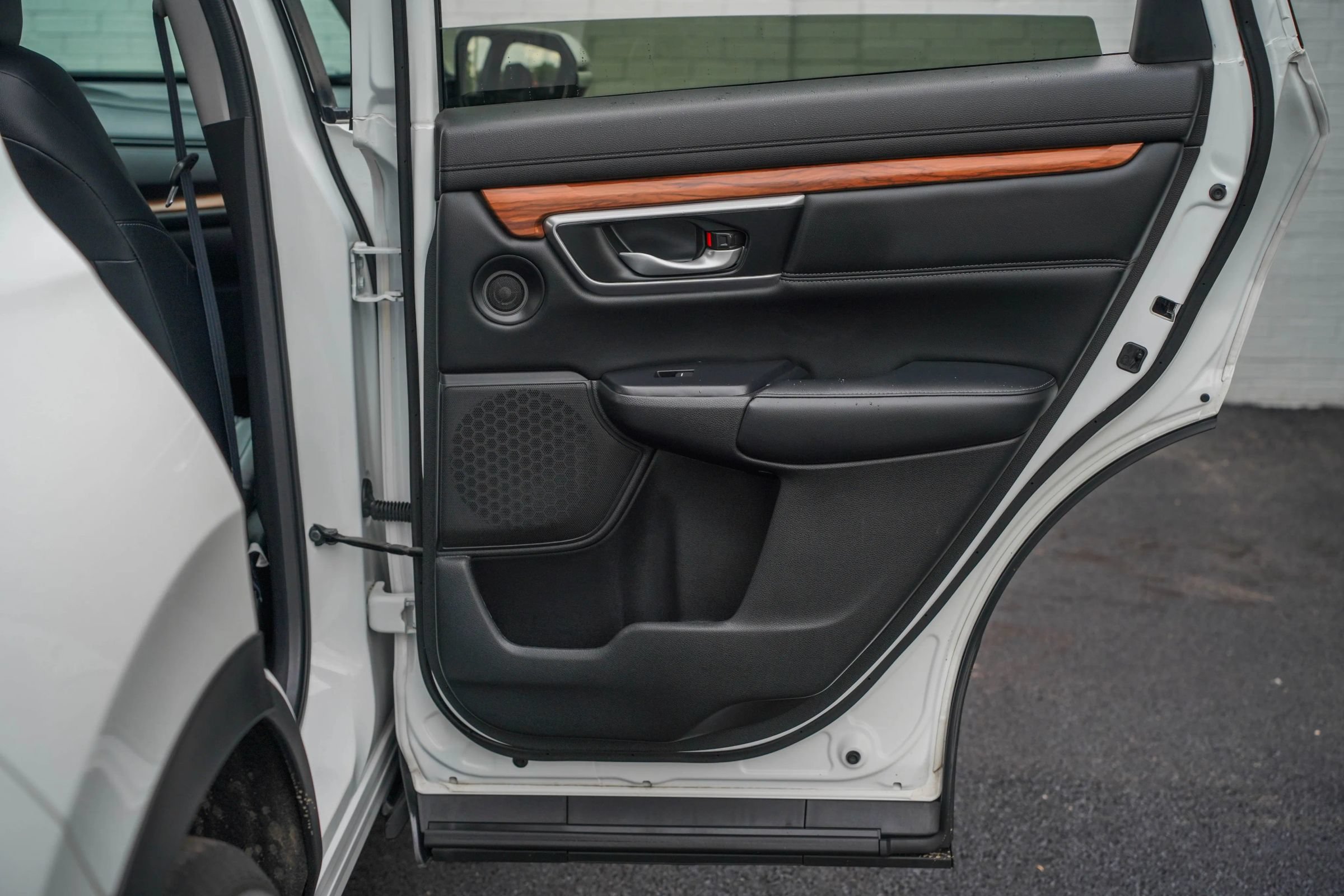 Used 2019 Honda CR-V EX-L image 29