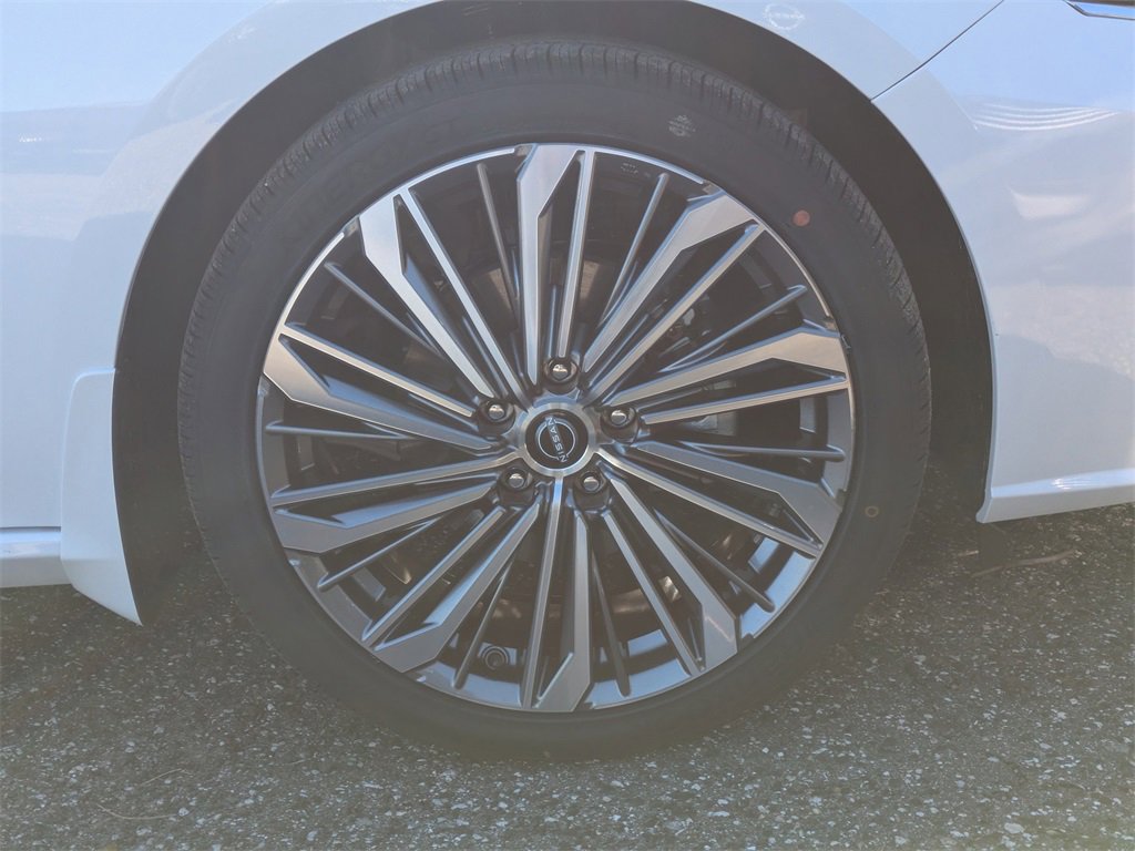 New 2025 Nissan Altima 2.5 SL image 11