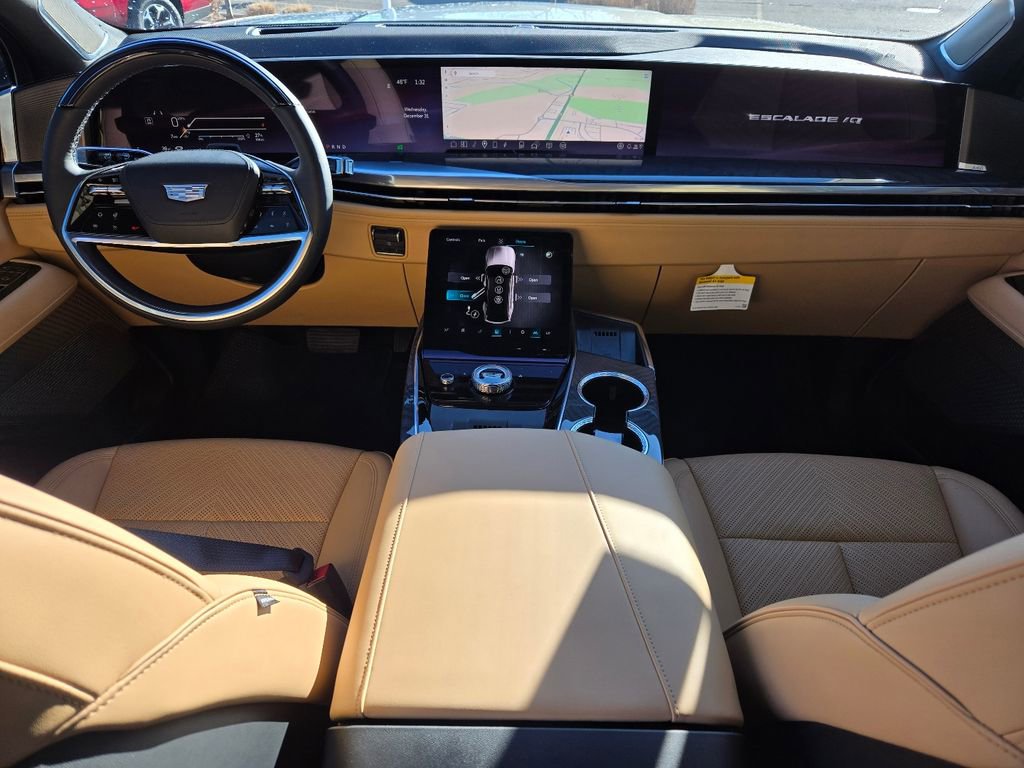 New 2025 Cadillac Escalade IQ Luxury 2 w/ LPO, Etrunk Organizer Package image 2