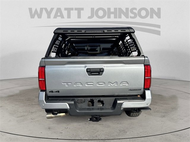 Used 2025 Toyota Tacoma TRD Sport image 4