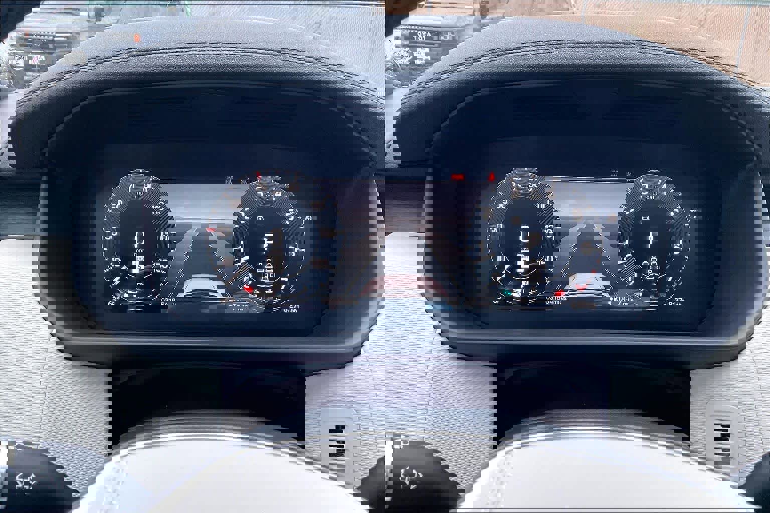 Used 2023 Land Rover Discovery Metropolitan Edition AWD/4WD image 26