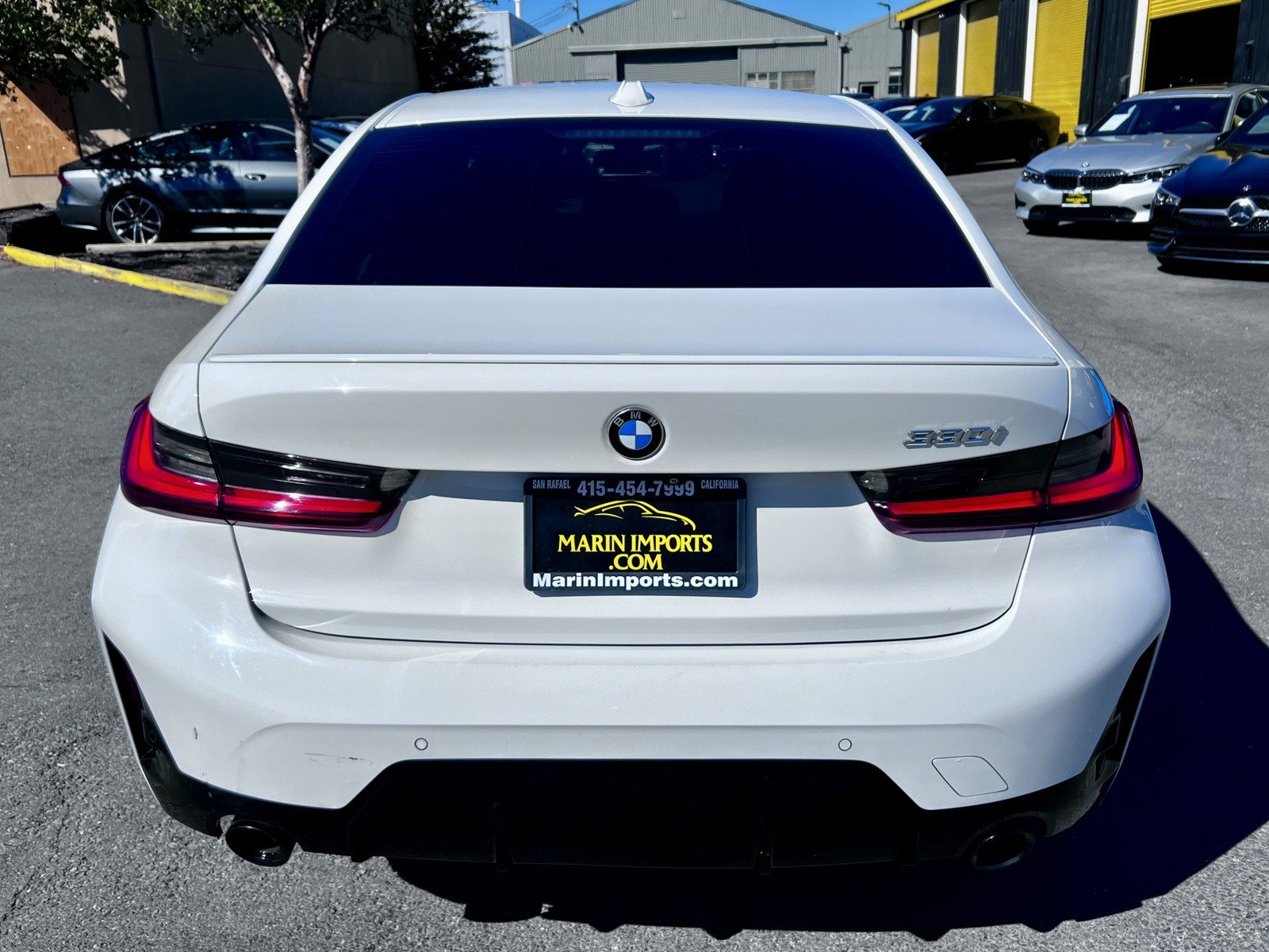 Used 2023 BMW 330i Sedan w/ M Sport Package RWD image 7