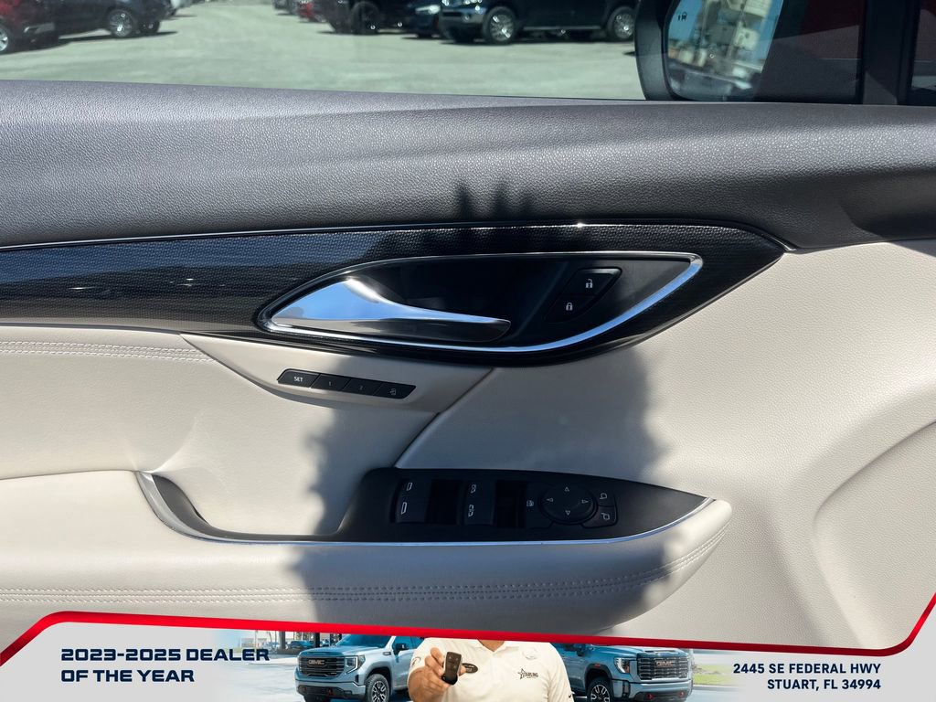 Used 2023 Buick Envision Essence image 22